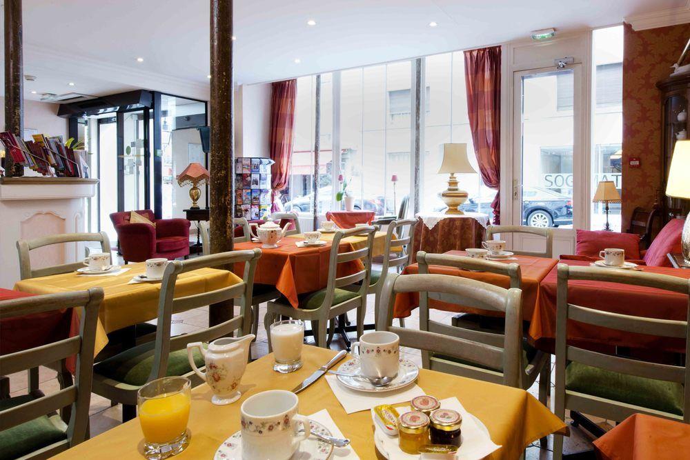 Courcelles Mederic Hotel Paris Bagian luar foto