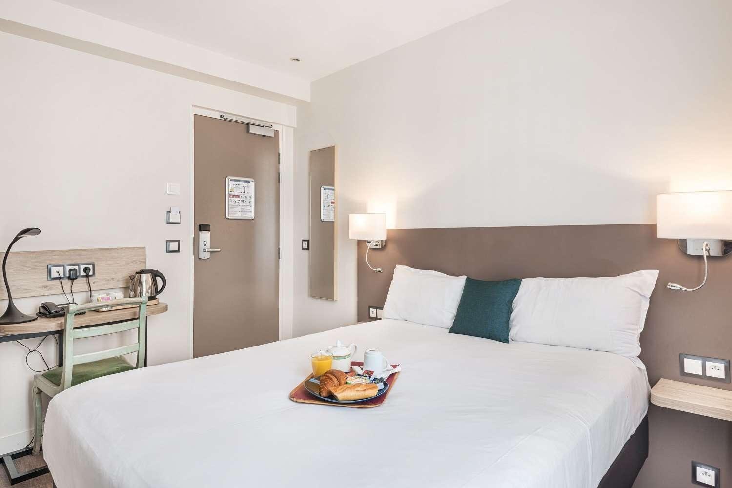 Courcelles Mederic Hotel Paris Bagian luar foto