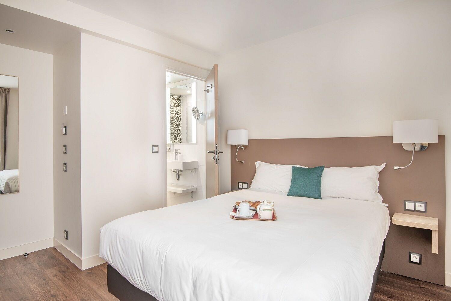 Courcelles Mederic Hotel Paris Bagian luar foto
