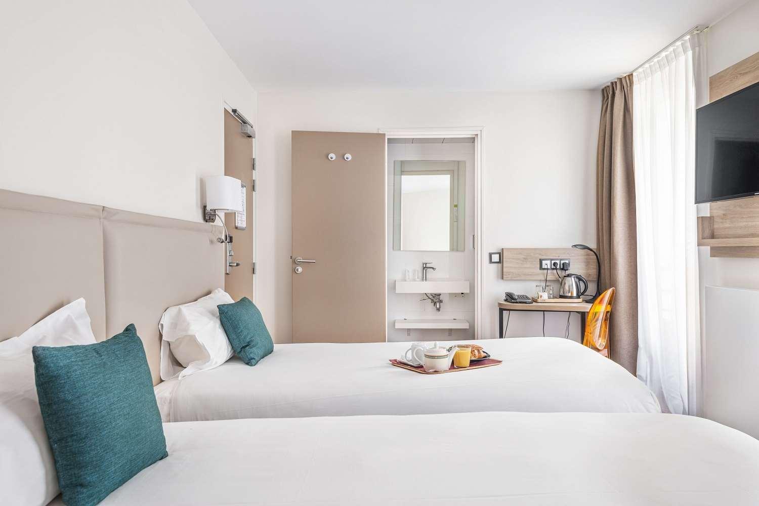 Courcelles Mederic Hotel Paris Bagian luar foto