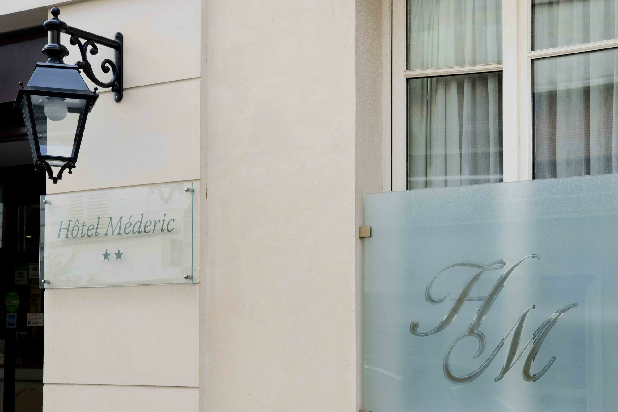 Courcelles Mederic Hotel Paris Bagian luar foto